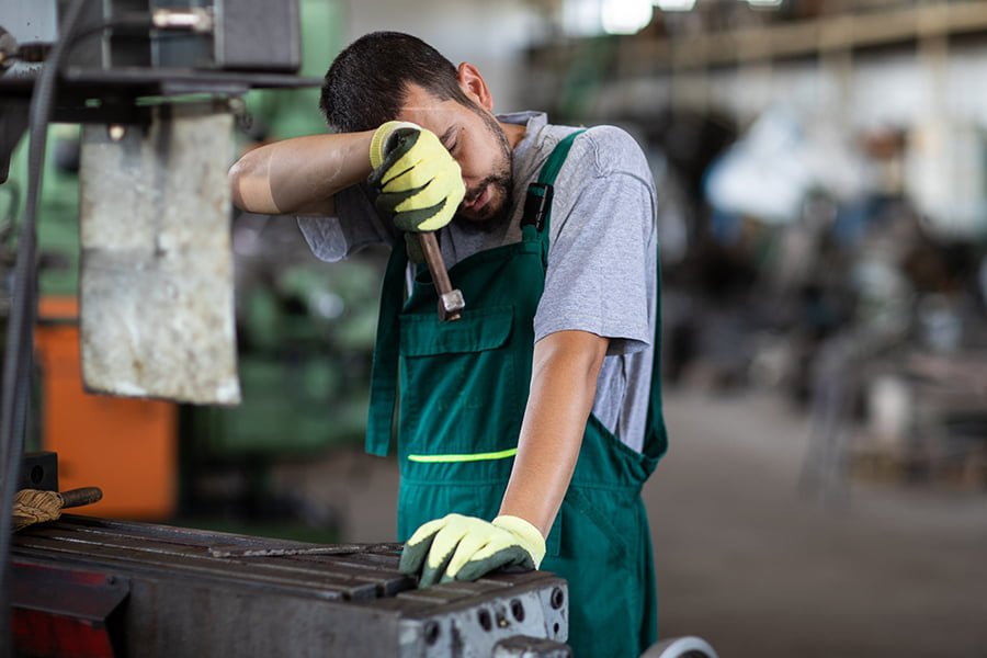 Fatiga laboral: riesgos ocultos en operaciones industriales